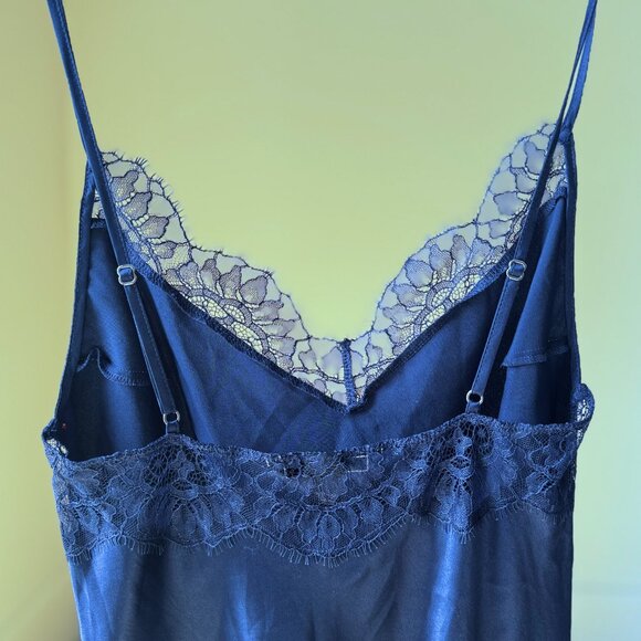 🔥Victoria’s Secret Silk Slip Dress Navy Blue S Adjustable High-Low Hem - Trendy - Picture 8 of 8